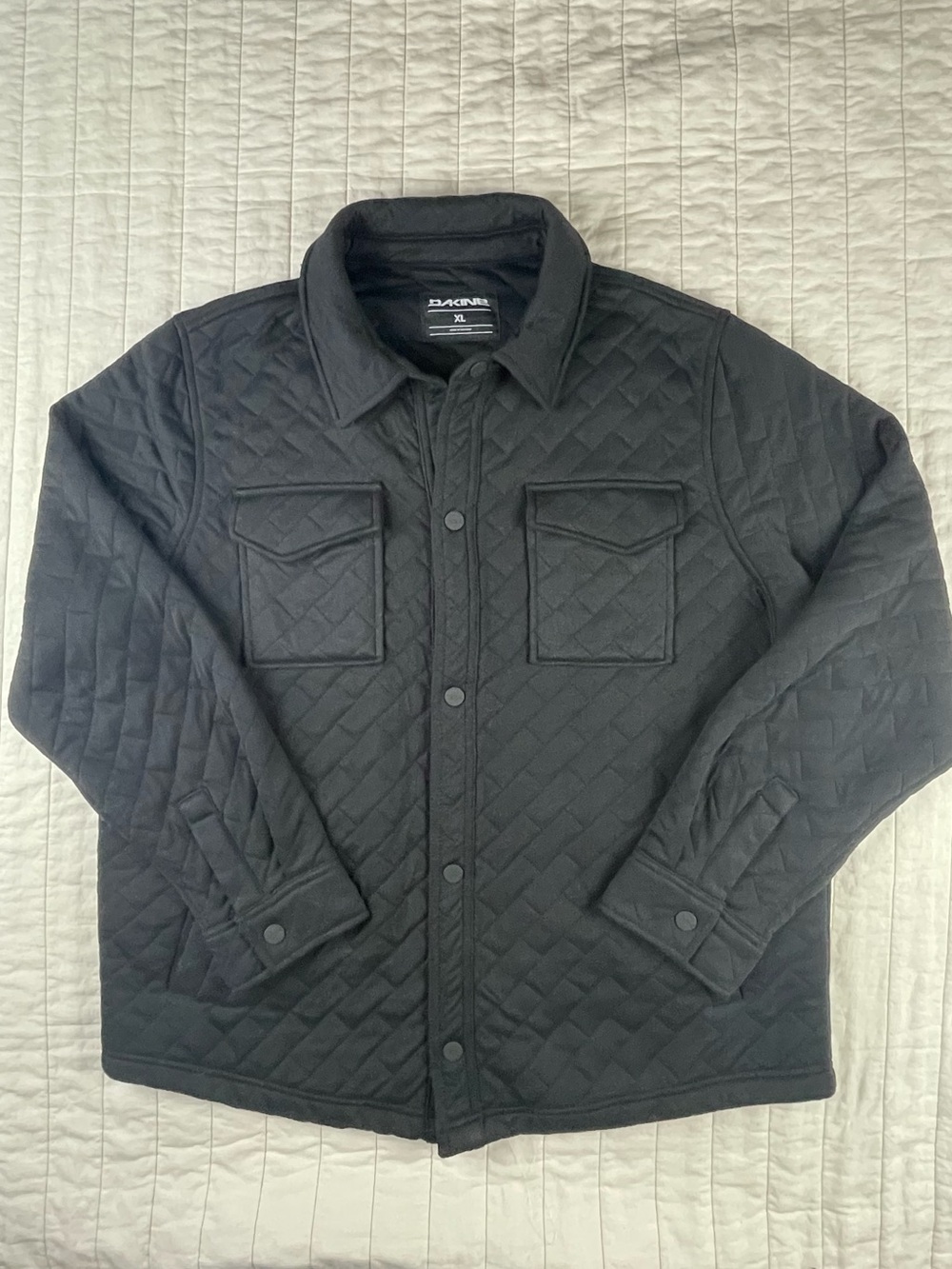 Dakine Black Quilted Shirt Jacket Shacket with Chest Pockets XL